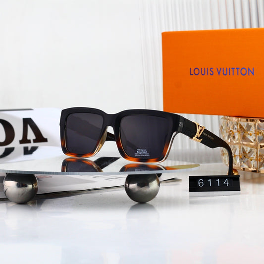 Square Frame Sunglasses with Side Metal Logo 6114
