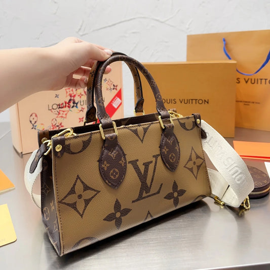 On the Go Small Bag With Crossbody Strap