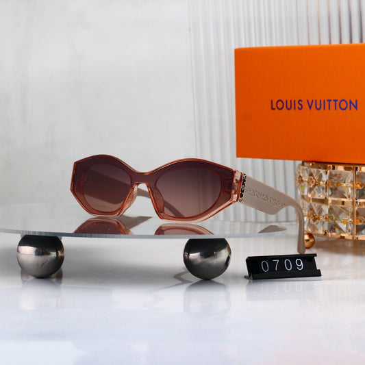 Irregular Cat-Eye Sunglasses with Monogram Details 0709