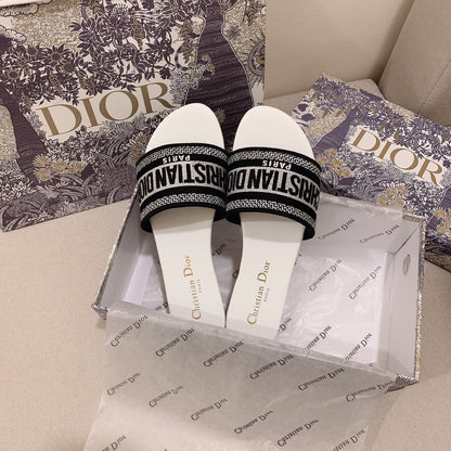 Classic Women's Solid Color Embroidery Slippers