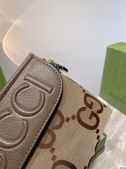 Classic New Messenger Bag
