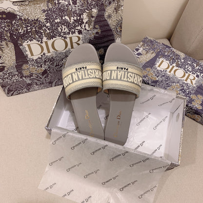 Classic Women's Solid Color Embroidery Slippers