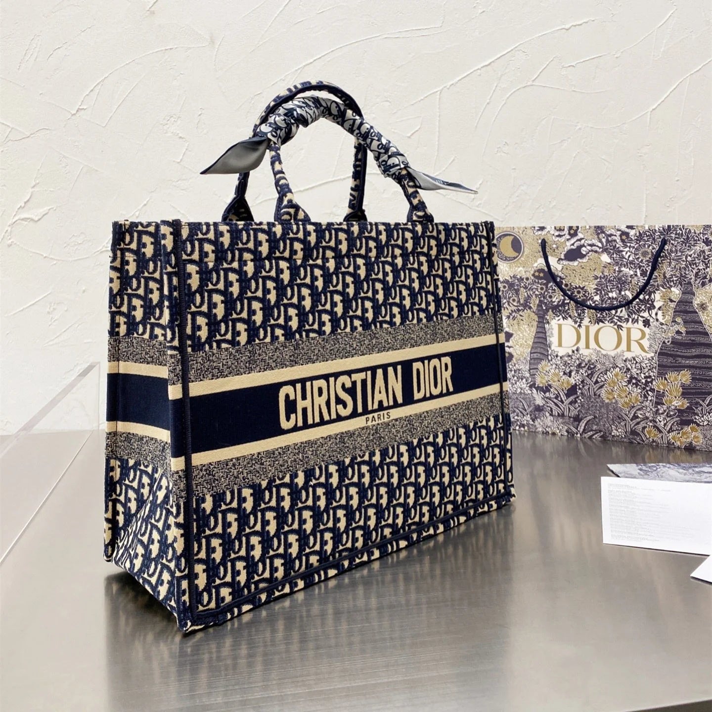 BOOK TOTE