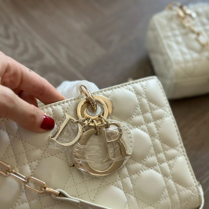 White D-Yoy Lady Handbag