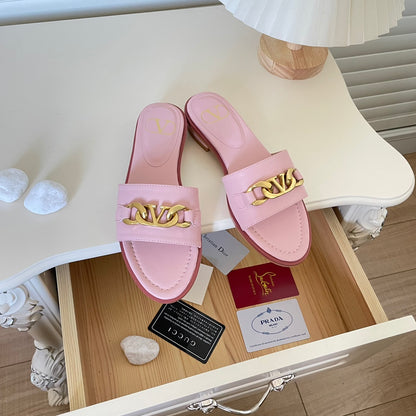 Logo Chain Flat Slides
