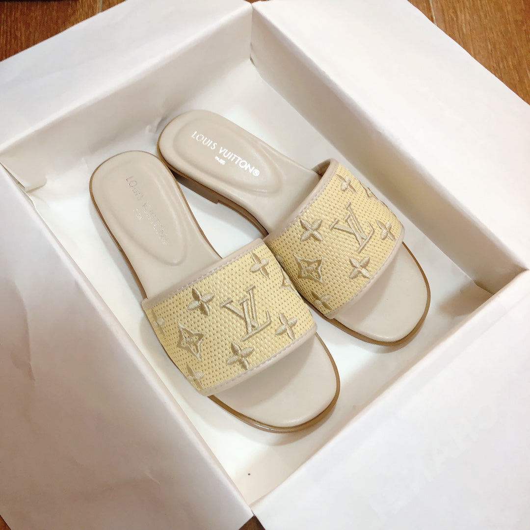 Woven Embroidered Slippers