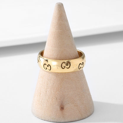 Cutout Curved Ring