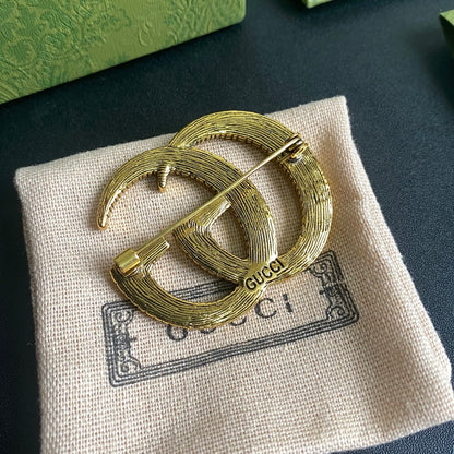 Vintage Crocodile Pattern Brooch