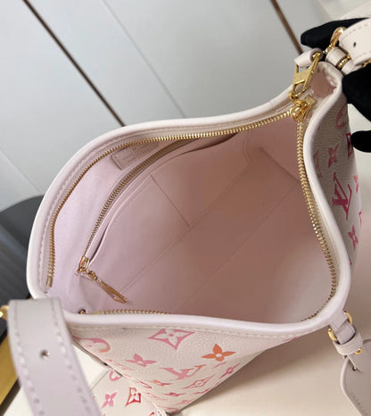 M46288 Gradient Strawberry Bag