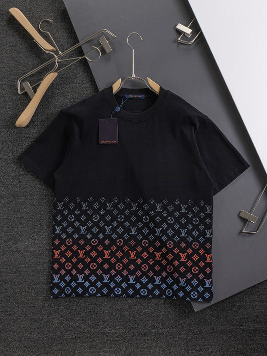 Gradient foam printing t-shirt